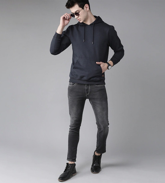 Men Navy Blue Solid Hooded Sweatshirt